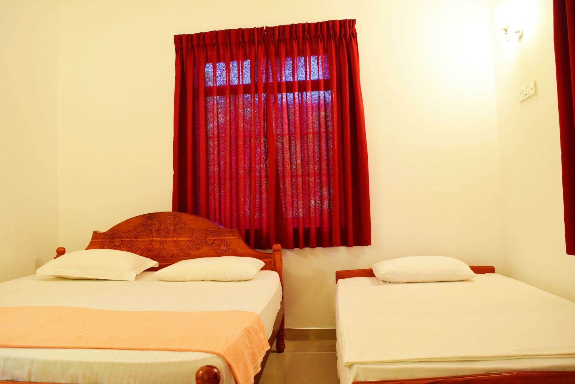 Saffron Guest Inn Polonnaruwa Ngoại thất bức ảnh